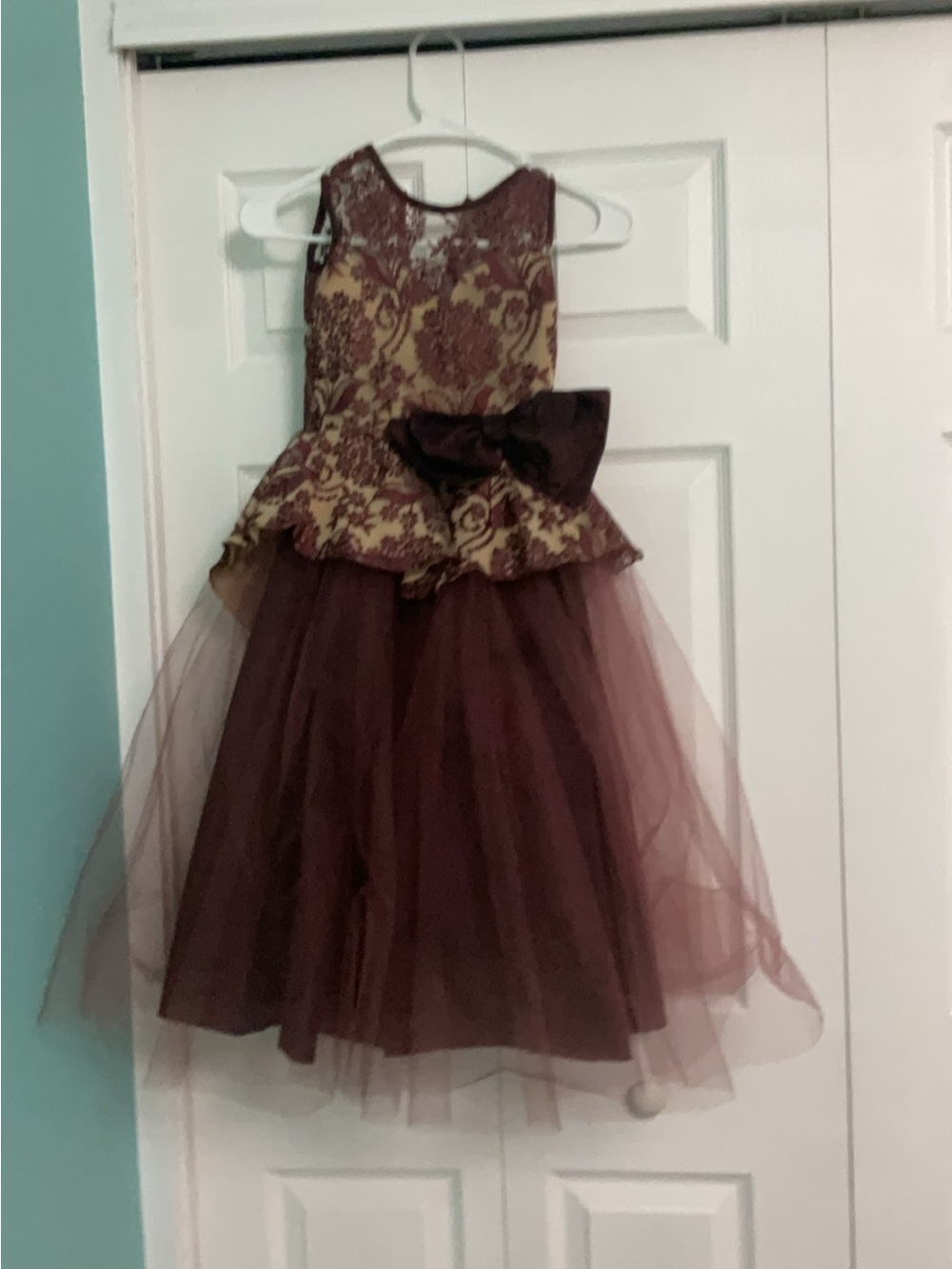 Girls' Burgundy Lace Peplum Tulle Party Dress with Bow Accent